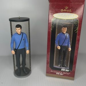 1997 Hallmark Keepsake Ornament Star Trek Dr Leonard H McCoy